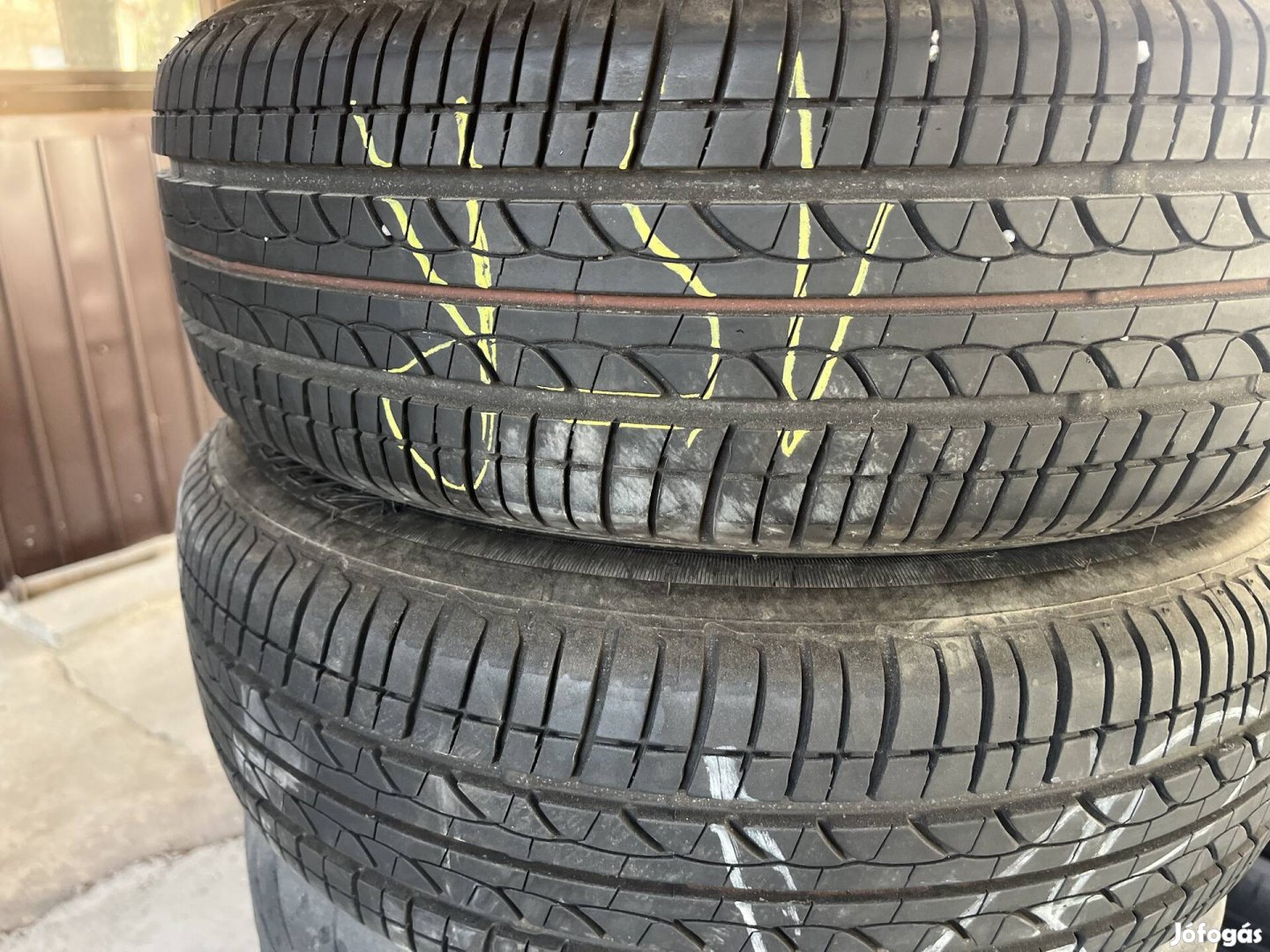 Bridgestone 175/60 R15 Nyárigumi 4db