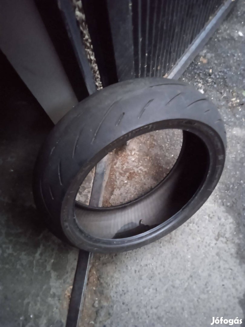 Bridgestone 190/50 S22