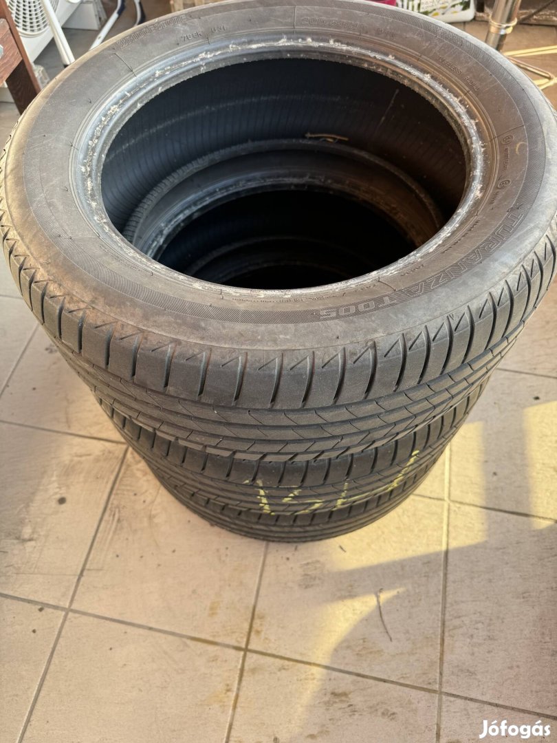 Bridgestone 205/55/R16 használt gumi (kb 70%-os) 3db