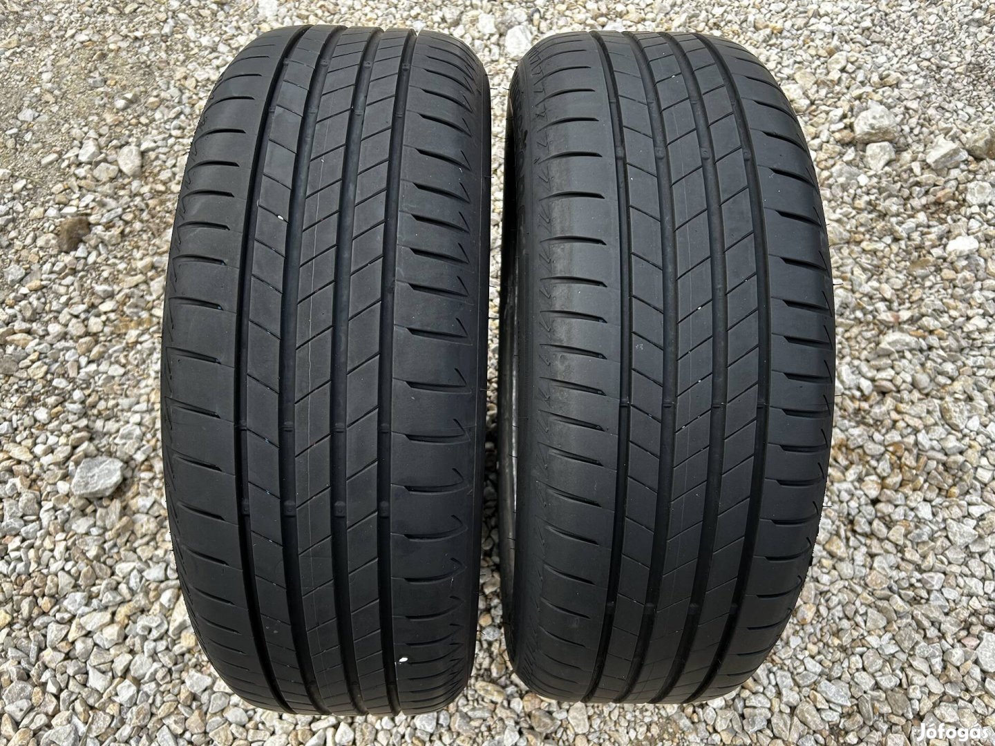 Bridgestone 205/55r17 nyári gumi 2db