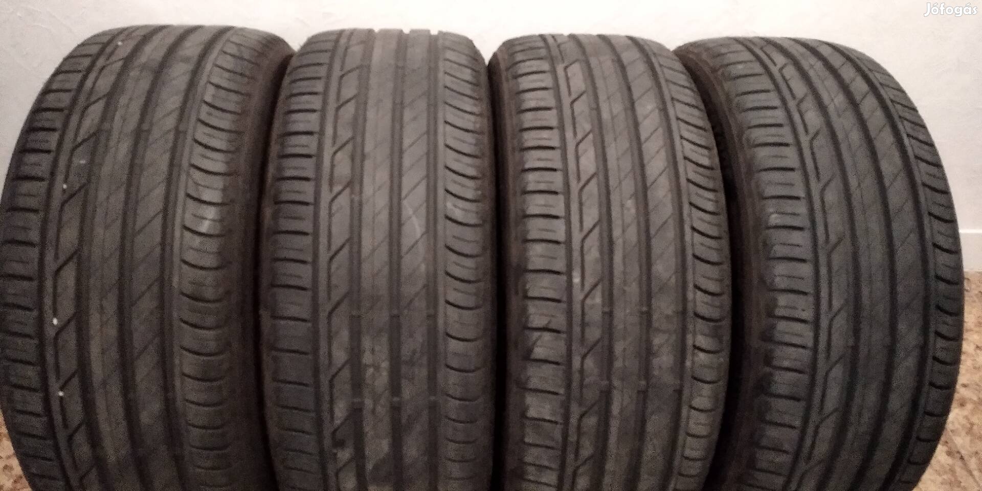 Bridgestone 215/50R18 gumigarnitúra 
