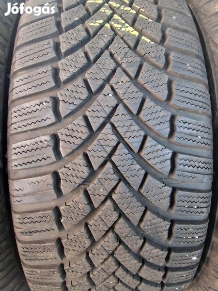 Bridgestone 215/60R16 LM005 7+mm DOT23 használt gumi HG13711 téli