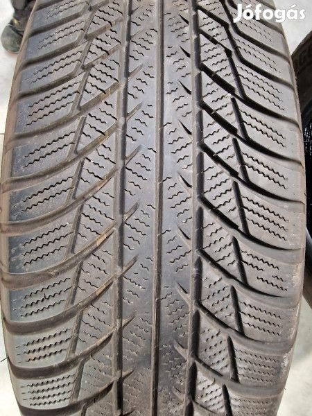 Bridgestone 215/65R17 LM001 5-6mm DOT19 használt gumi HG12708 téli