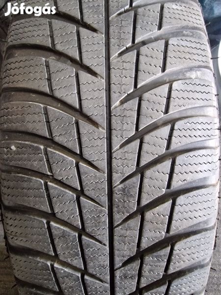 Bridgestone 215/65R17 LM001 6-6.5mm DOT21 használt gumi HG12065 téli