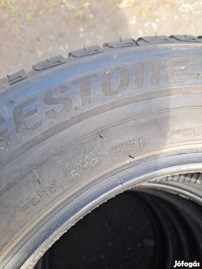 Bridgestone 215/65r16 téligumi garnitúra 