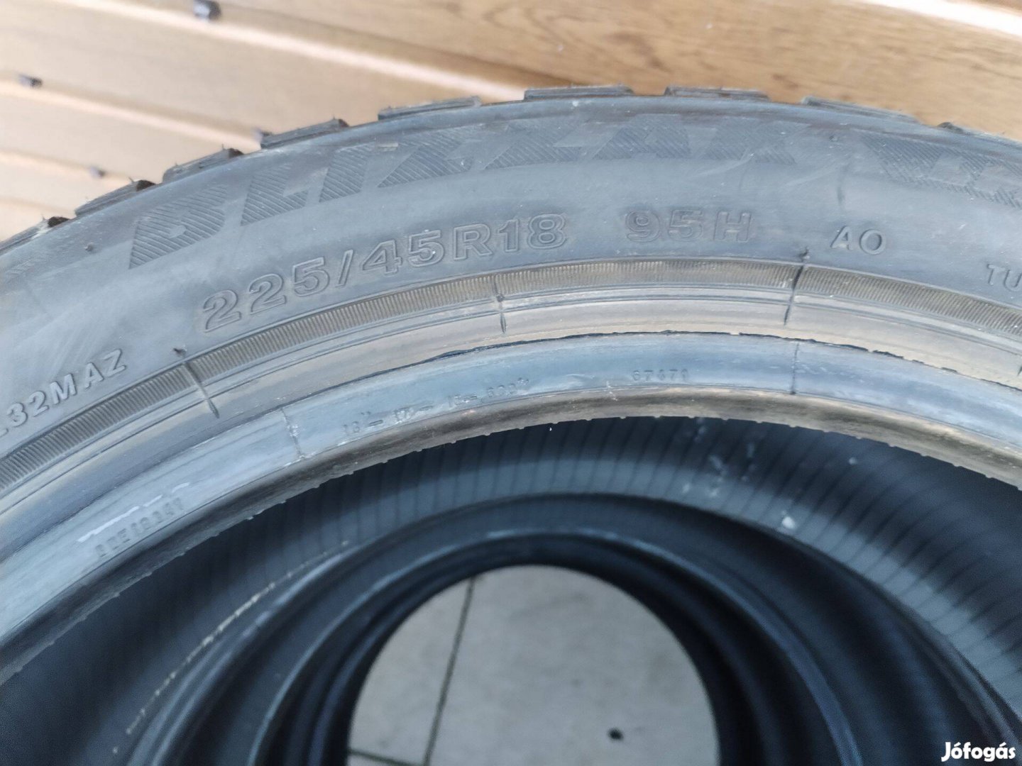 Bridgestone 225 45 18 használt téli gumi garnitura