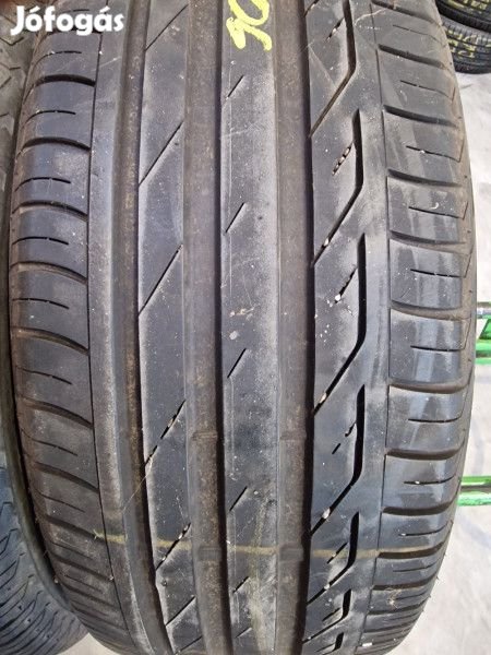 Bridgestone 225/55R17 T001 5+mm DOT16 használt gumi HG12806 nyári