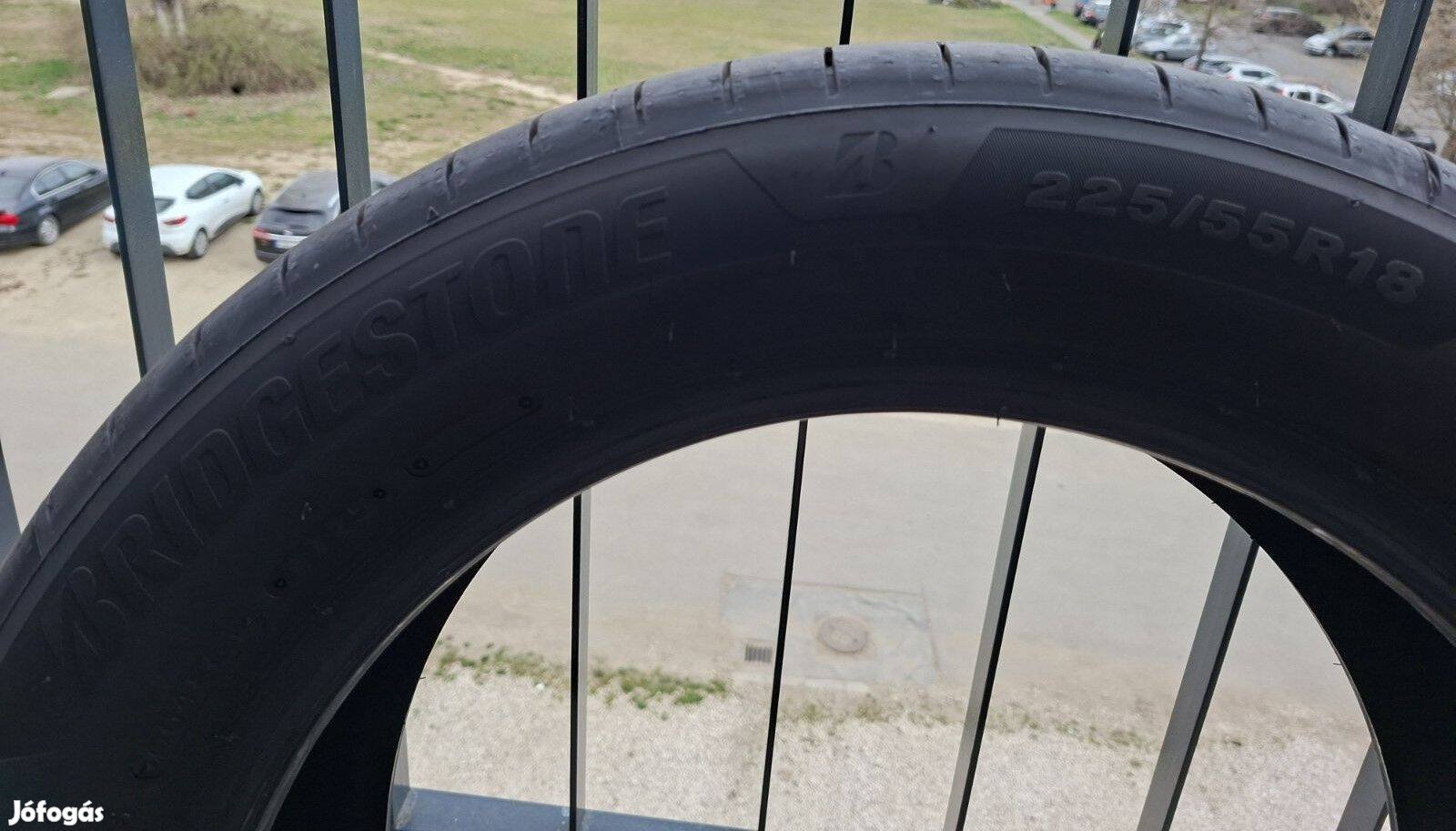 Bridgestone 22555R18 nyári gumi garnitúra