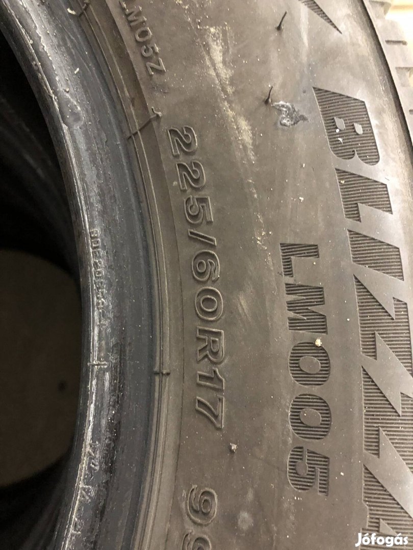 Bridgestone 225/60r17 225/60 r17 téligumi garnitúra 