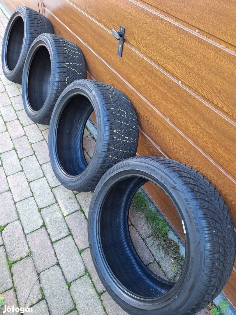 Bridgestone 255/40 r19 téli gumi szett