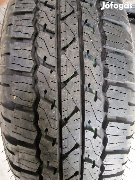 Bridgestone 265/65R17 DUELER 693 8mm DOT19 használt gumi HG13149 nyá