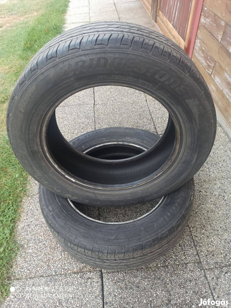 Bridgestone 4 évszak 215 60 r17