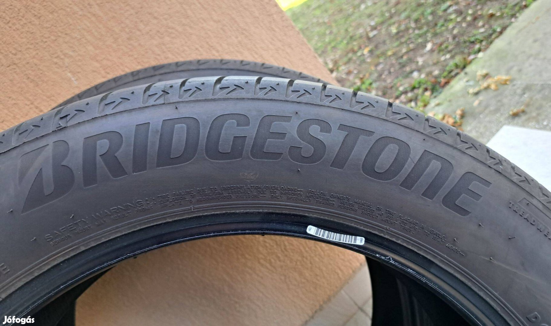 Bridgestone Alenza 001 235/55 R19 101V nyári gumi - 3 hónapos