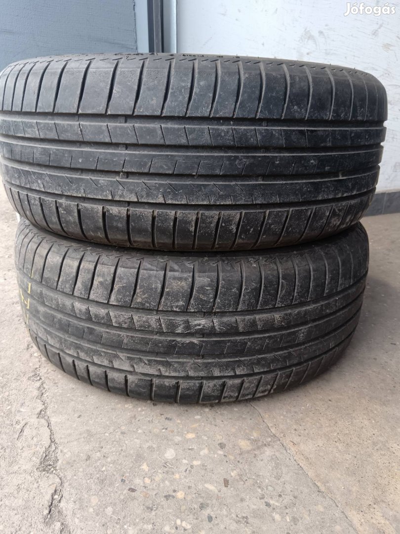 Bridgestone Alenza 235/50R19 