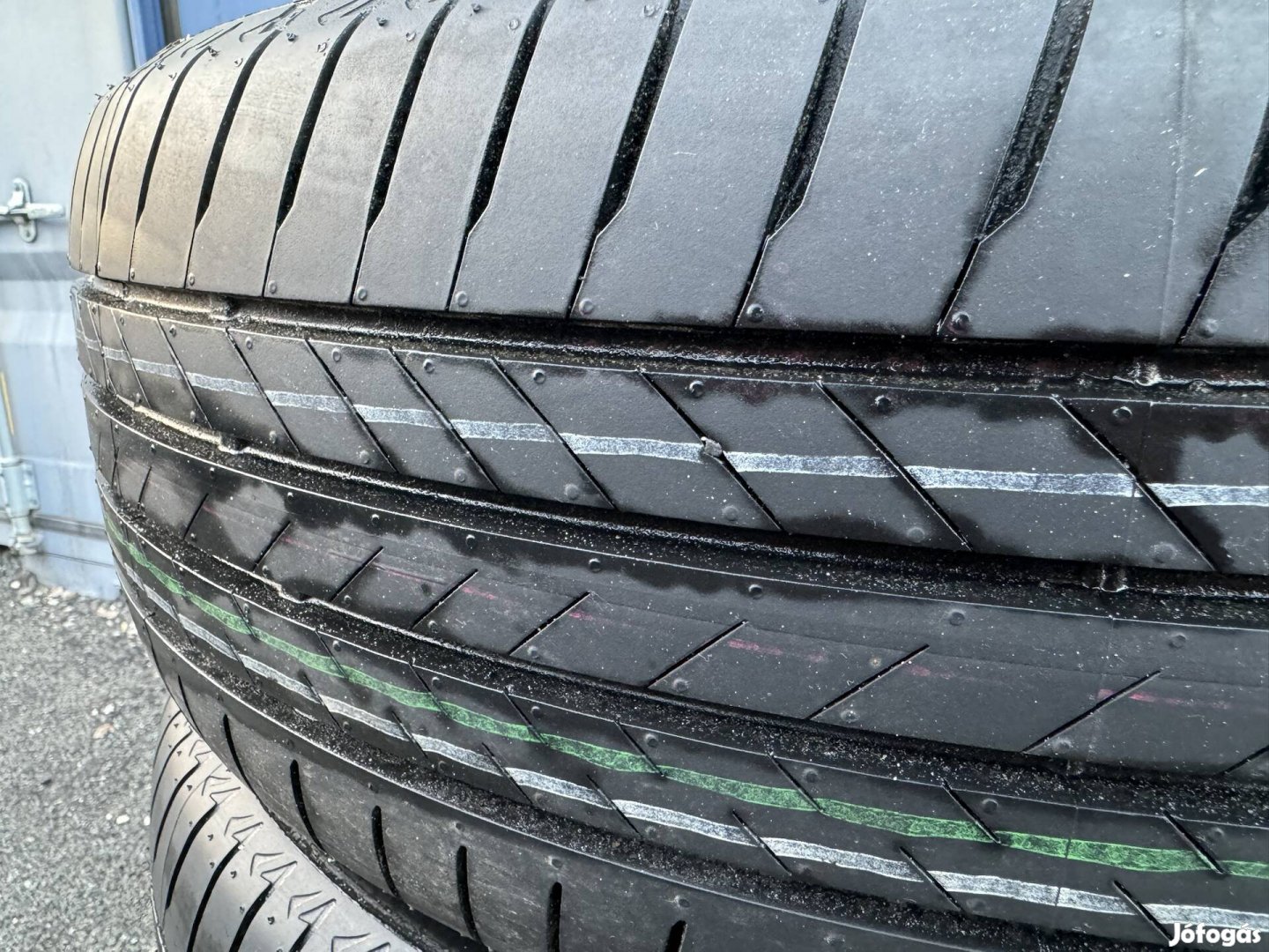 Bridgestone Alenza 235/55 R19 Új/Demo