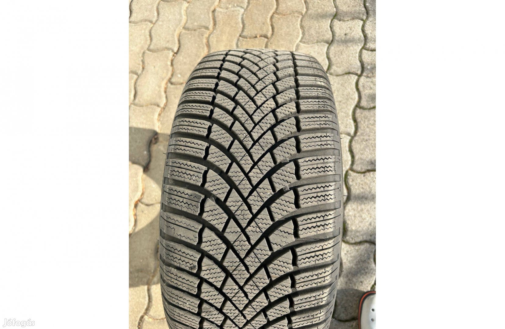 Bridgestone Blizzak LM005 téli gumi 22545R17