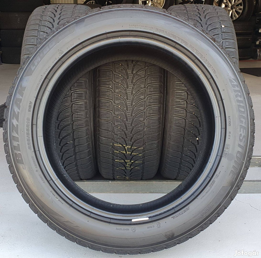 Bridgestone Blizzak LM-80 225/55 R18 téli gumi 4db /T163