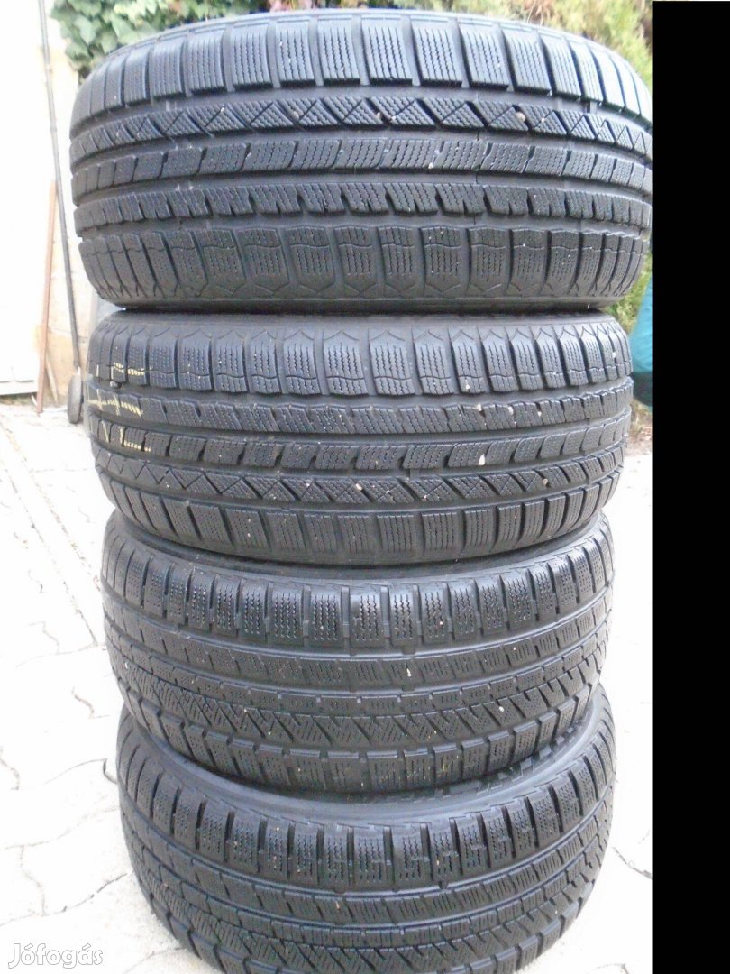 Bridgestone Blizzak / Momo 195/50R15 2-2 db téli gumi eladó