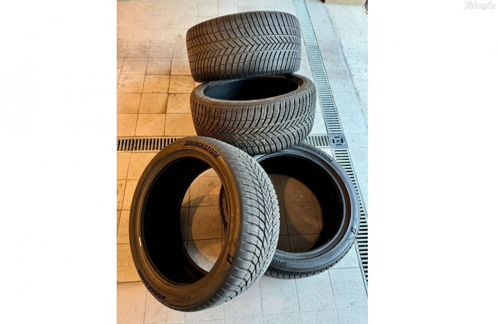 Bridgestone Blizzak téli gumi 285/40R 21, 315/35 R21