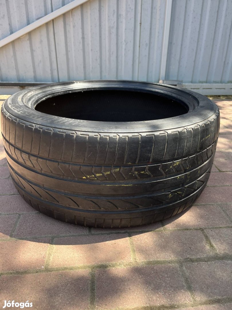 Bridgestone Dueler Sport használt nyári gumi 275/40 R20