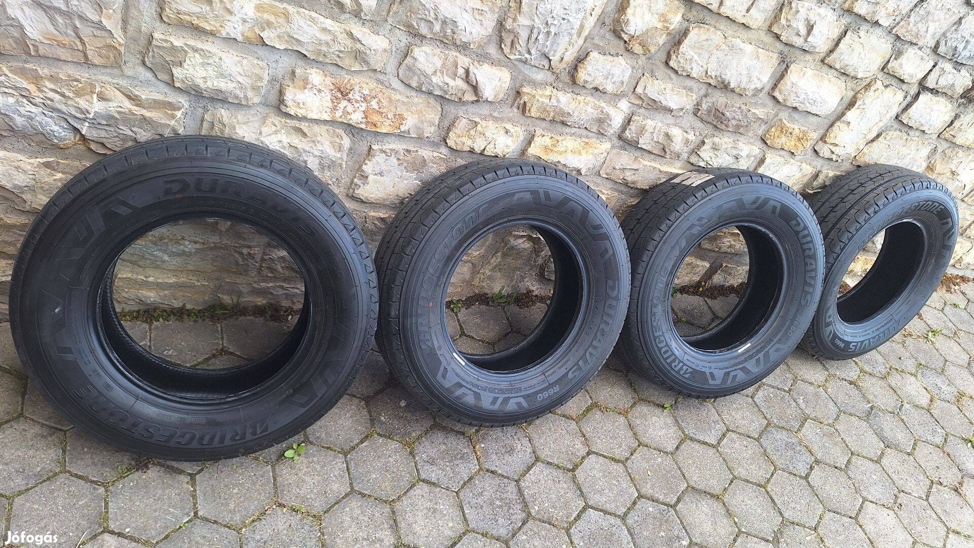 Bridgestone Duravis 215/70r15 109/107S Gumiabroncs