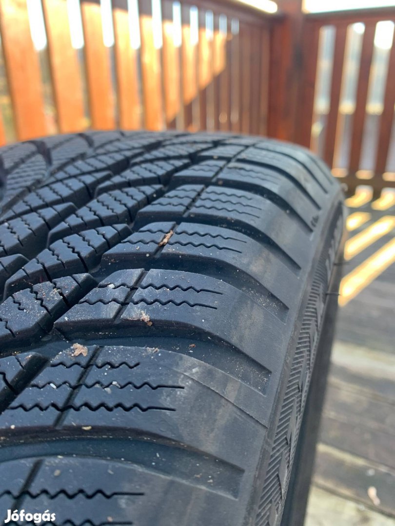 Bridgestone Téli Gumi 195/55 R16(Téli gumi)