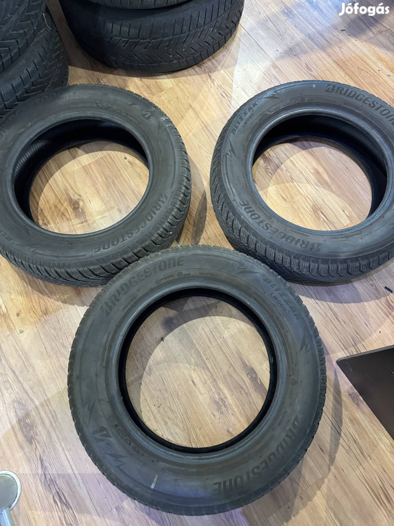 Bridgestone Téligumi 215/65/17