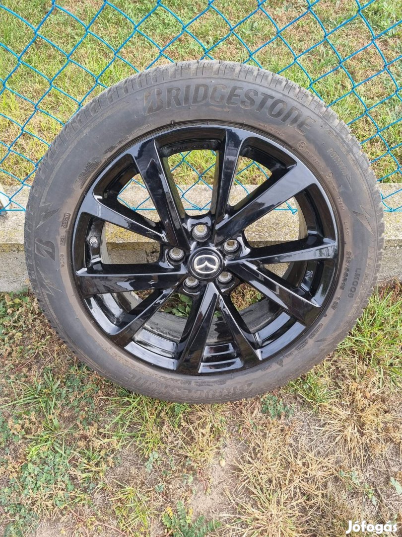 Bridgestone Téligumi+Mazda MX30 Könnyűfém félni 4db