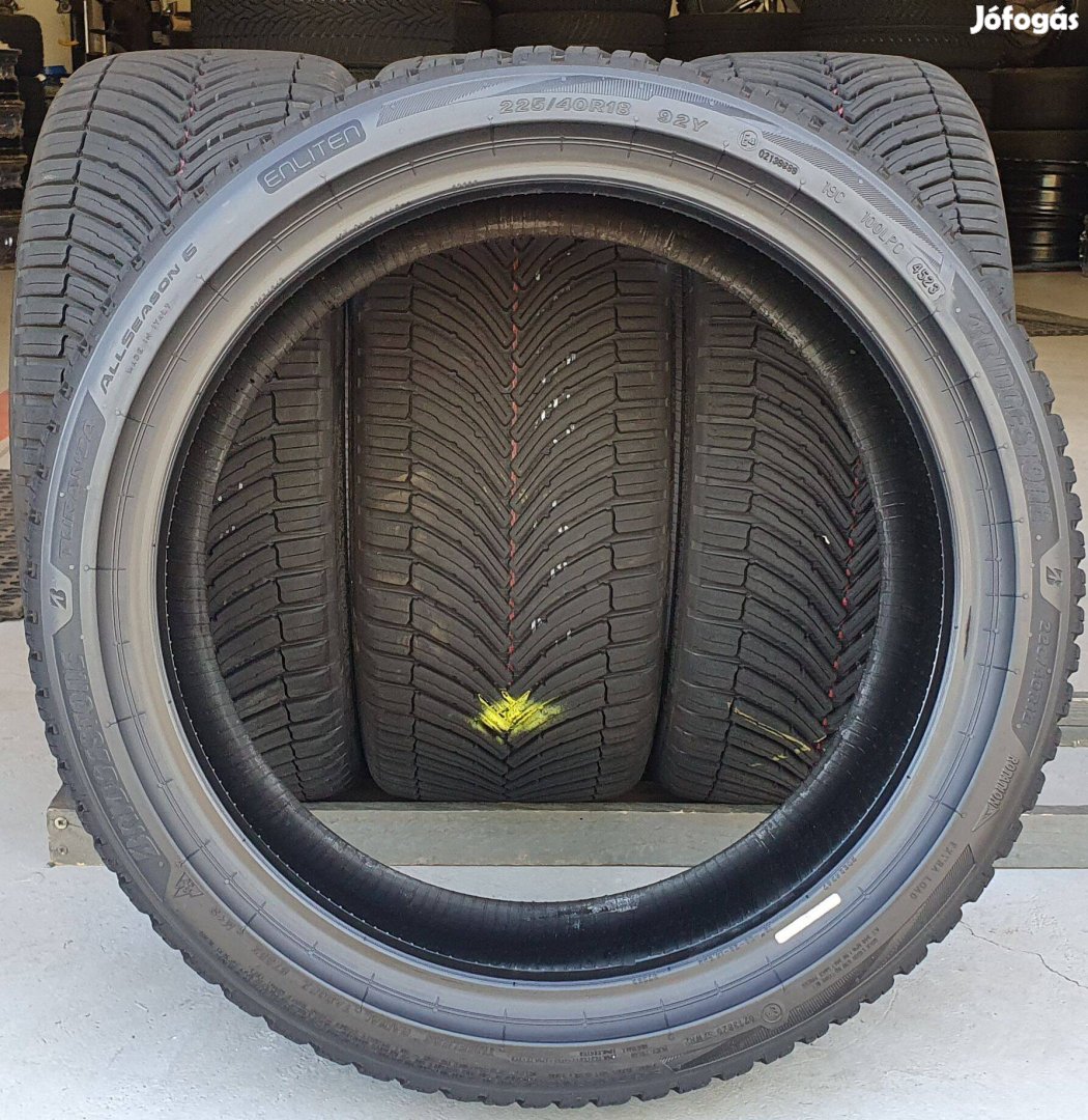 Bridgestone Turanza 225/40 R18 négyévszakos gumi 4db /T125