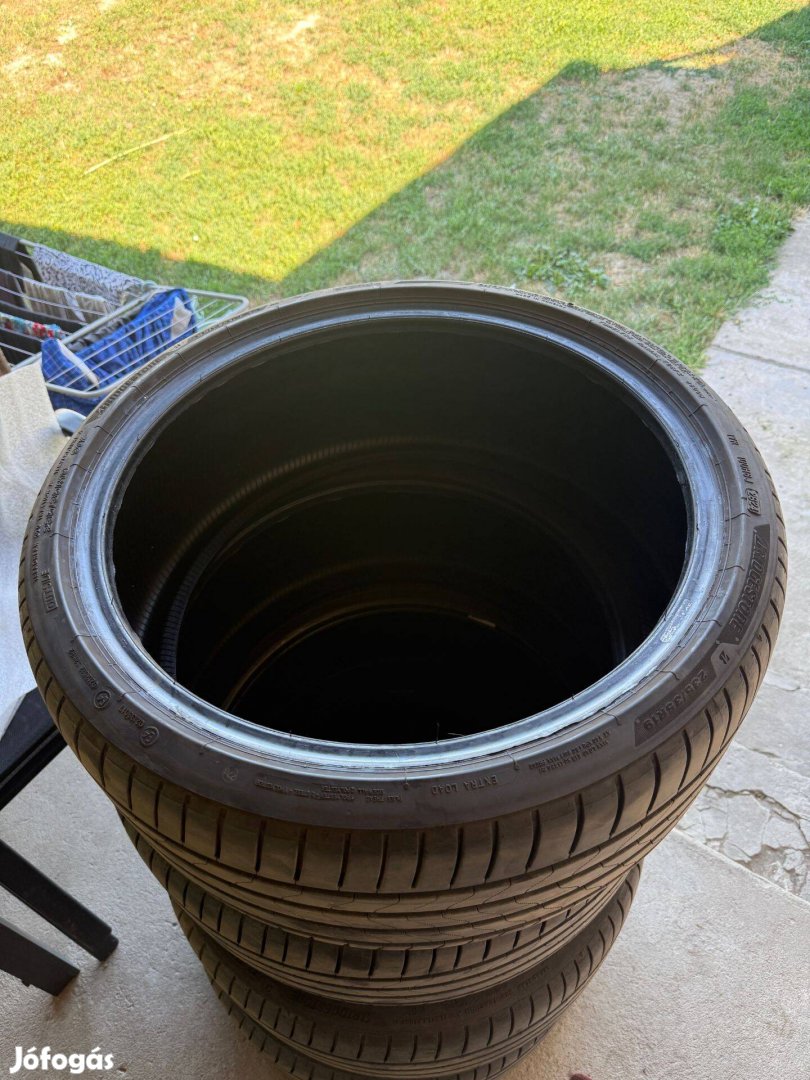 Bridgestone Turanza 6 / 235/35 R19, újszerű