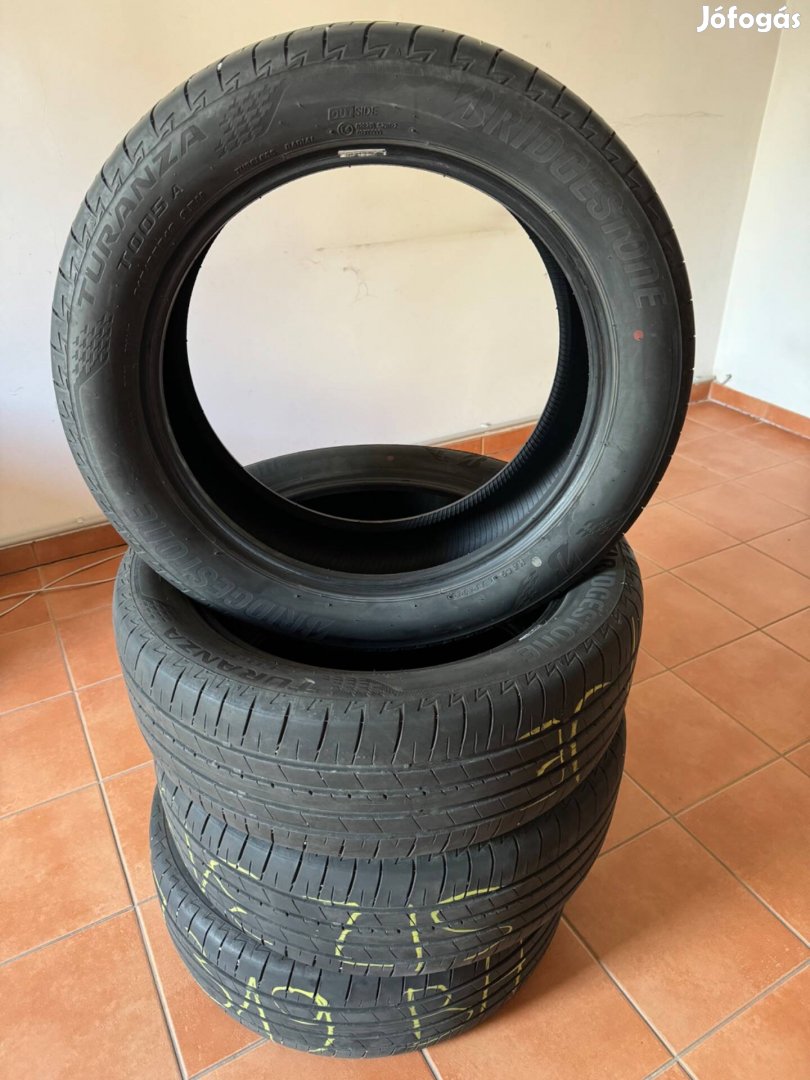 Bridgestone Turanza T005A (215/55 R18) 2 szezont használt nyári gumi