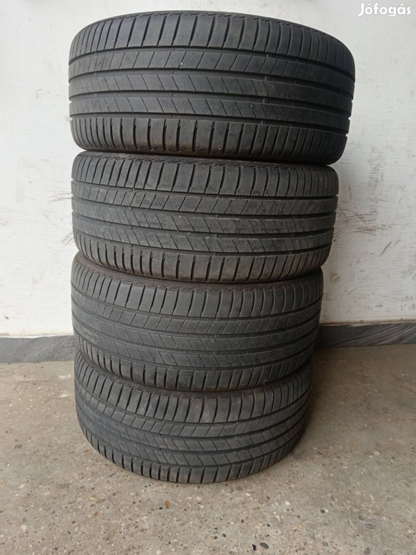 Bridgestone Turenza T005 245/40R19