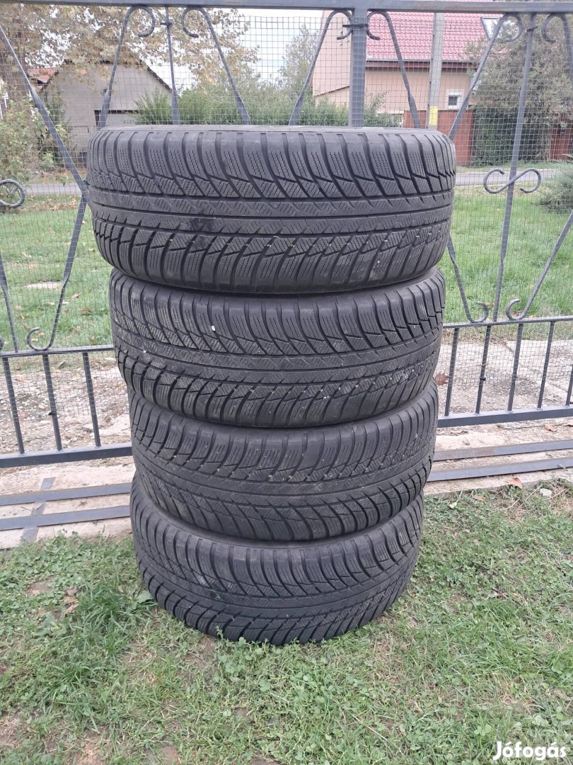 Bridgestone blizzak téli gumi 215/55 R17 Dot: 2018