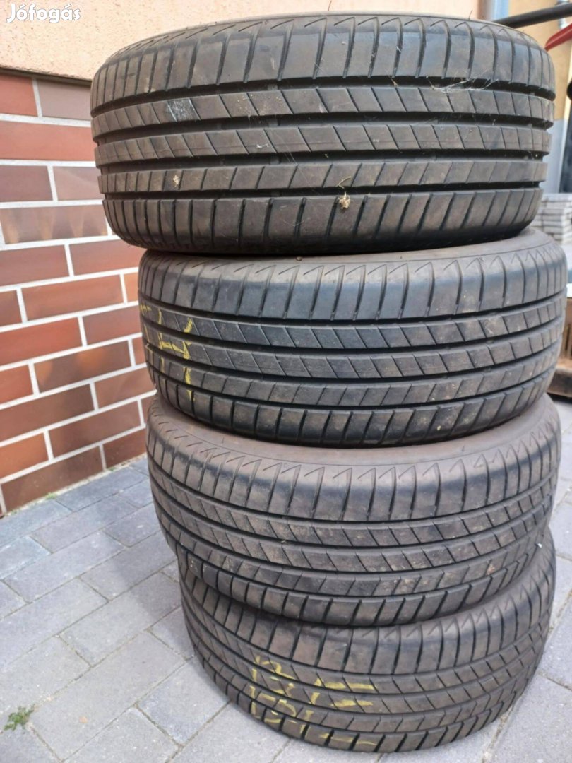 Bridgestone nyári gumi 195/50 R15 1 szezont futott, újszerű!