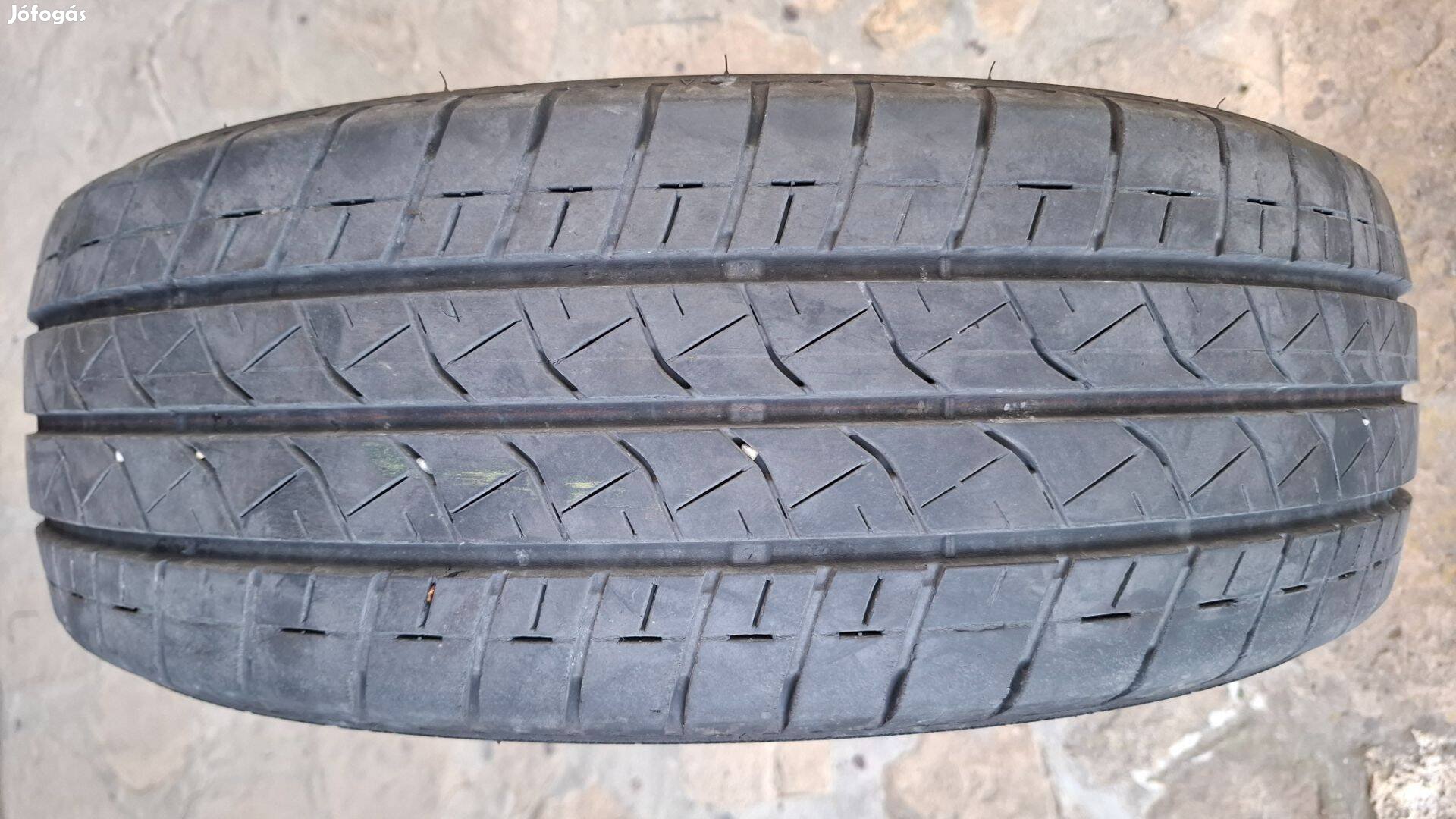 Bridgestone nyári gumi 205/65 R16 C 107/105T LT eladó