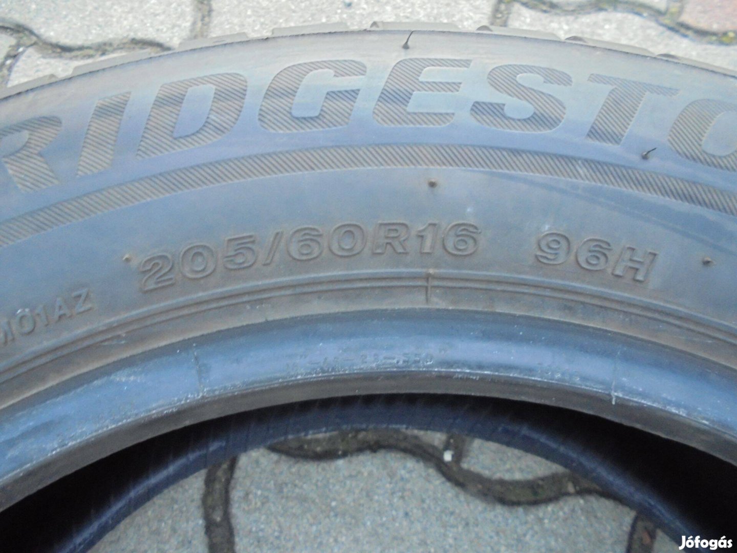 Bridgestone téli gumi kitűnő állapotban eladó