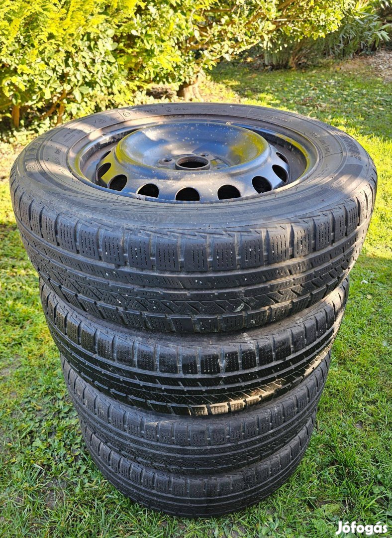 Bridgestone téligumi garnitúra lemezfelnin