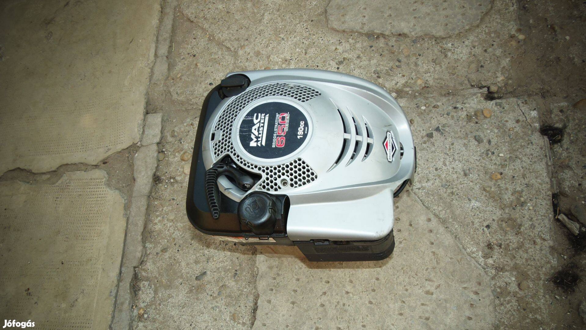 Brigg Quantum fűnyíró motor (Szervizelt, Briggs 650)