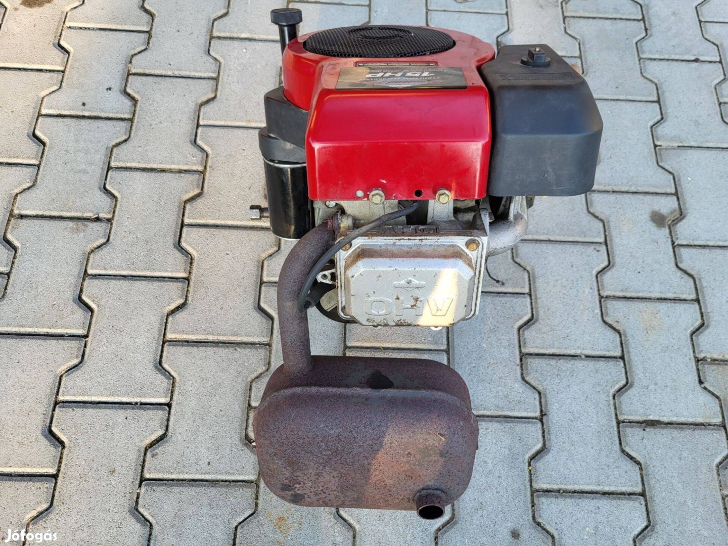 Briggs 15 HP motor fűnyíró traktorba