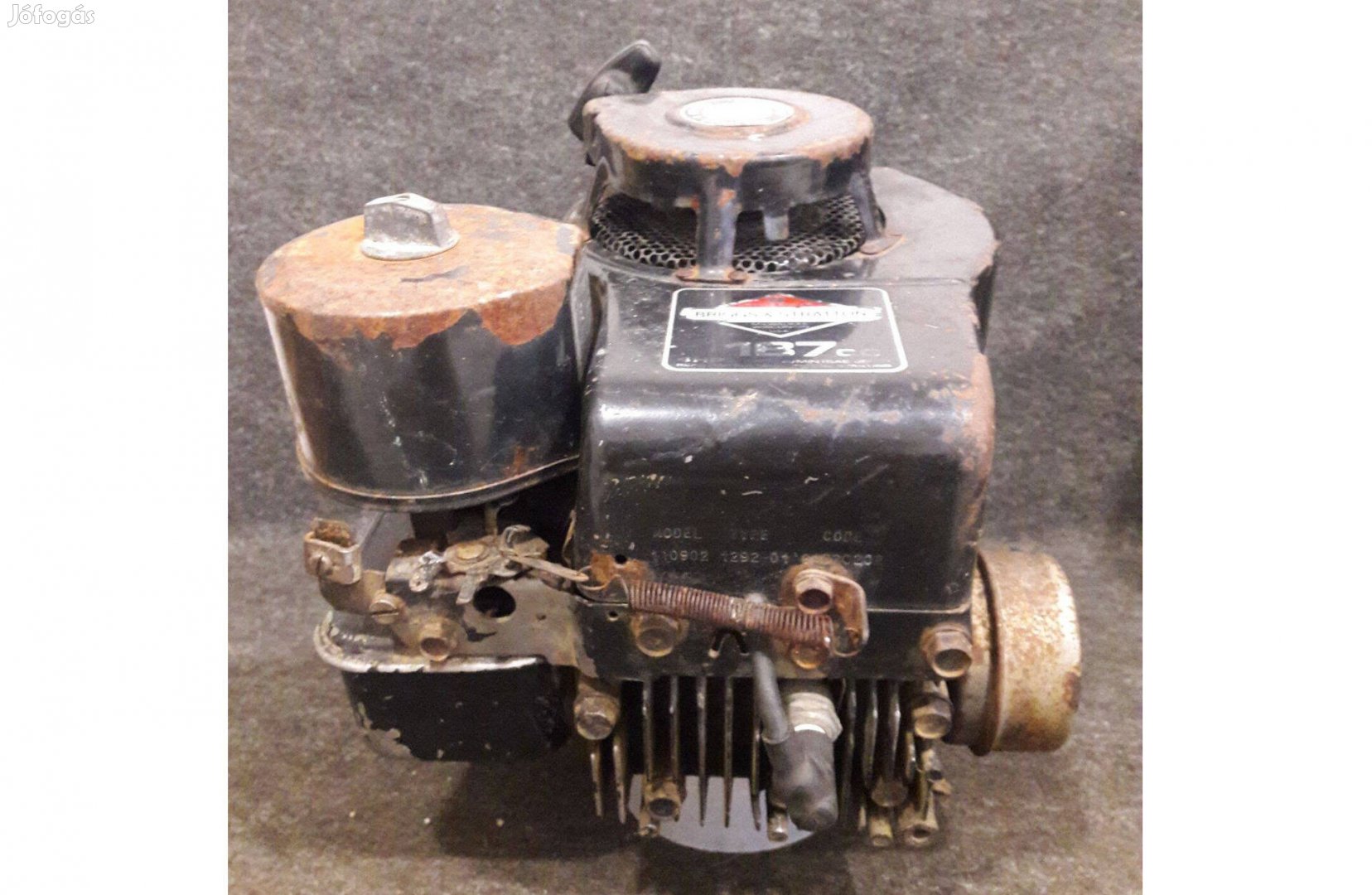 Briggs & Stratton 187cm3 4hp kapálógép komplett motor