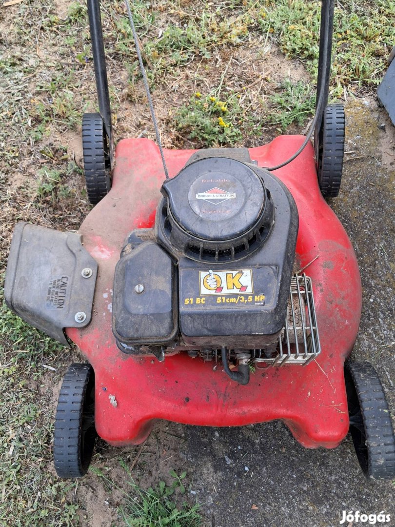Briggs benzinmotoros fűnyiró