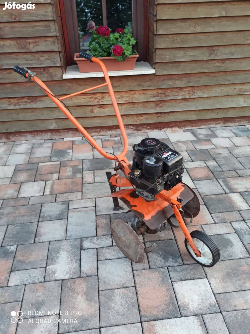 Briggs motoros 4HP kapálógép eladó