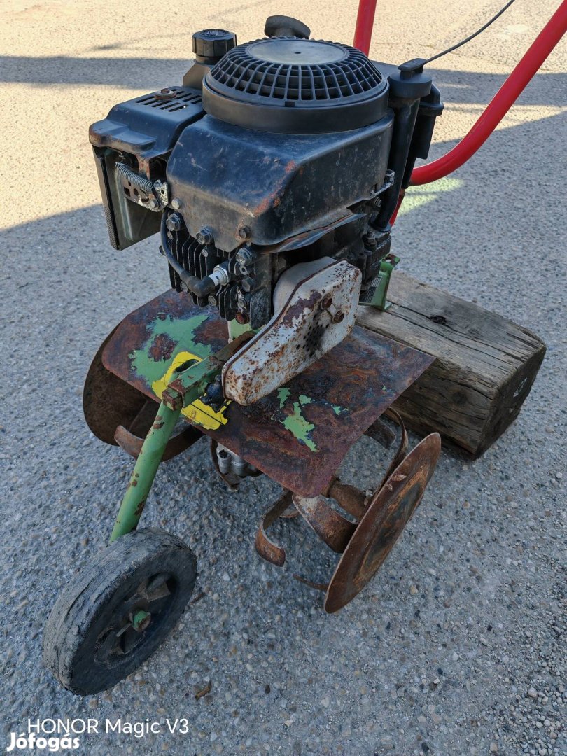 Briggs motoros kapálógép rotációs kapa rotakapa