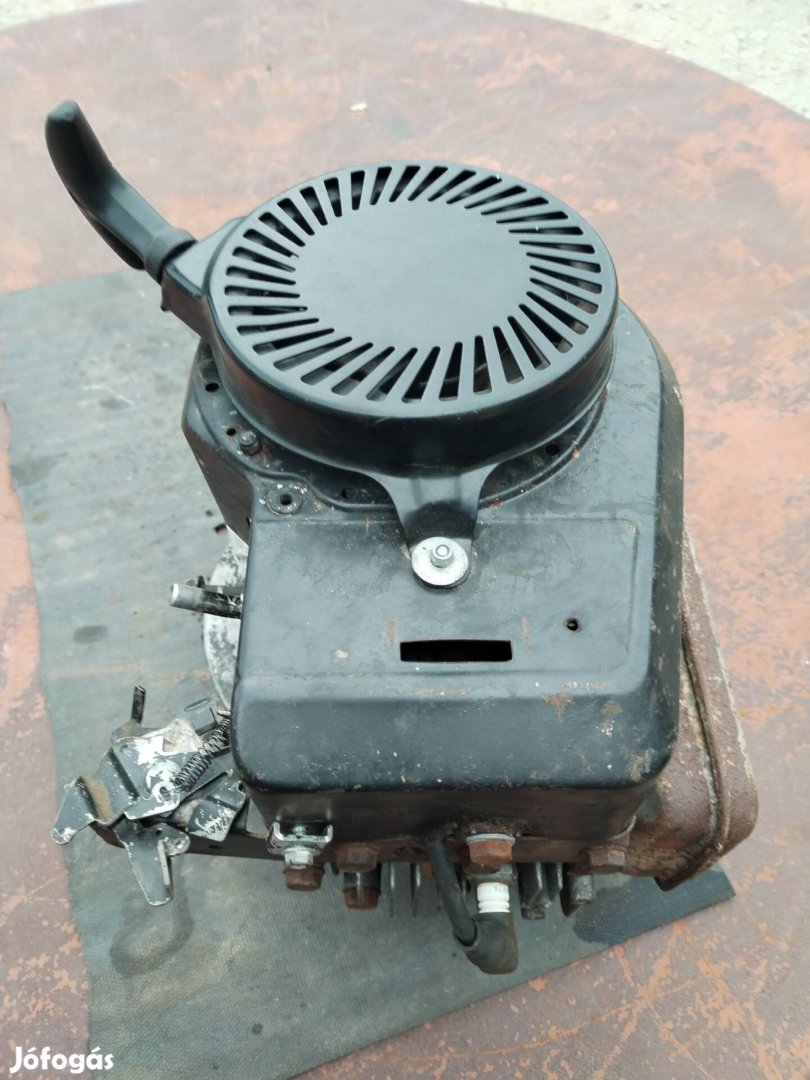 Briggs rotácios kapa,fűnyiró motor,lendkerék,hengerfej,henger dugo.