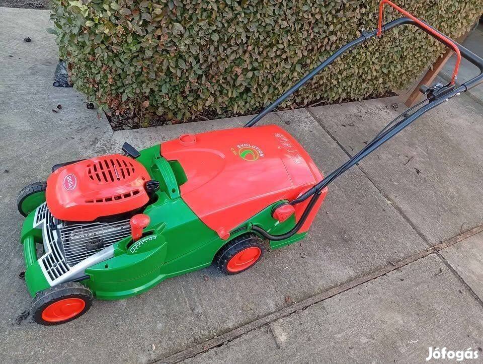 Brill Fűnyíró Briggs motorral