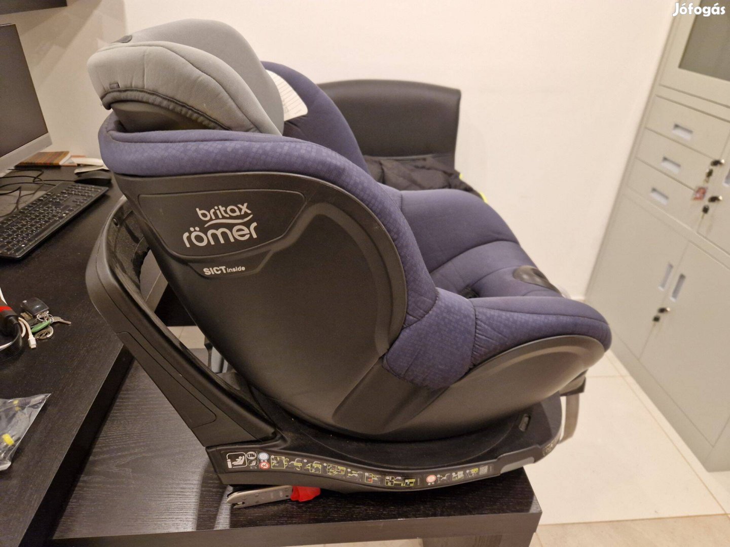 Britax Römer Dualfix M i-Size autósülés