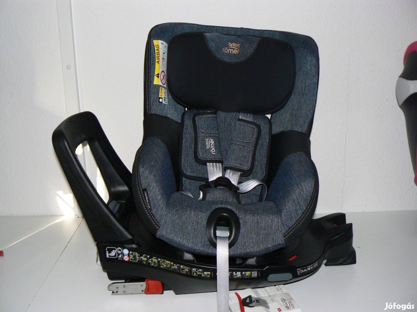 Britax Römer Dualfix M isofix forgatható autósülés gyerekülés 0-18 kg