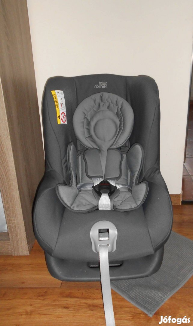 Britax-Römer First Class Plus gyerekülés 0-18 kg (háttal is beköthető)