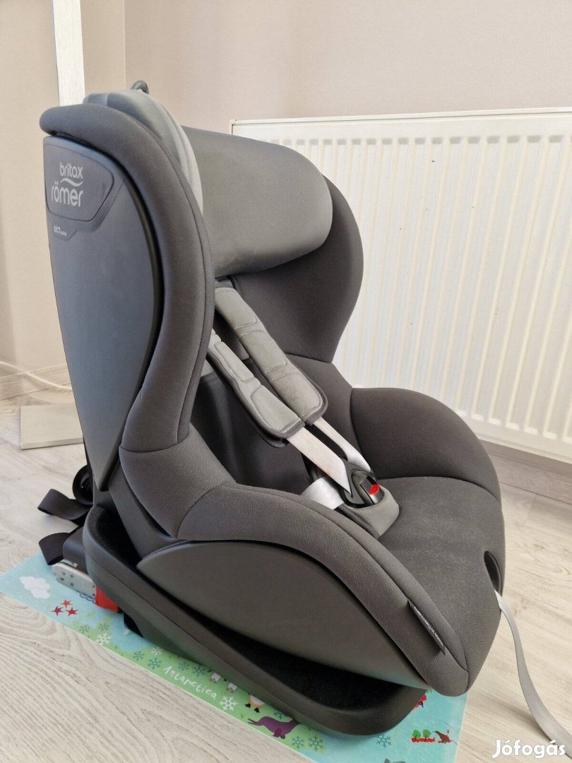 Britax Römer Trifix 2 i-Size gyerekülés