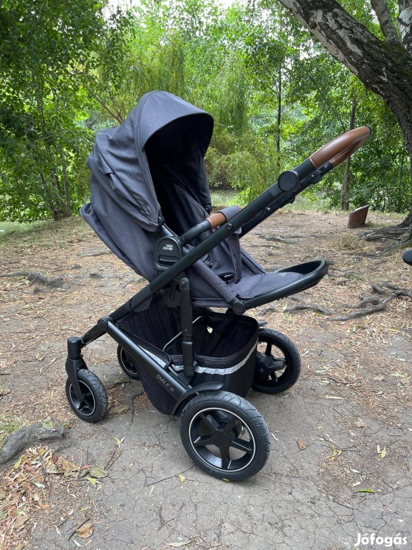 Britax römer Smile 3 sportbabakocsi